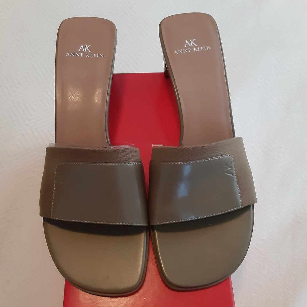 Ann Klein Heeled Sandal- Never worn